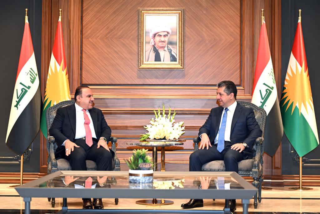 Kurdistan Region Prime Minister Masrour Barzani (top right) during his meeting with Iraqi justice minister, Judge Salar Abdul Sattar, in Erbil, Oct. 6, 2022. (Photo: KRG)